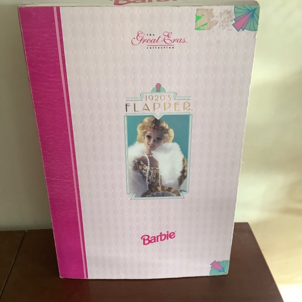 BARBIE:  1920’s Flapper, The Great Eras Collection - Picture 2 of 6